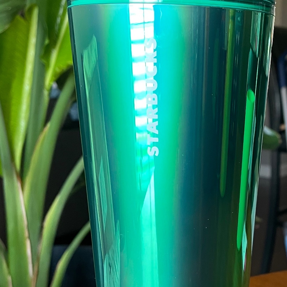 Starbucks Summer 2022 Metallic Green Tumbler - Picture 4 of 4